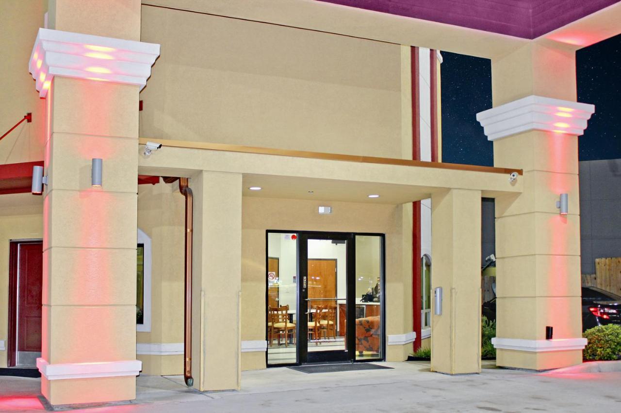 Palacio Royale Houston Nw At Beltway 8 Экстерьер фото